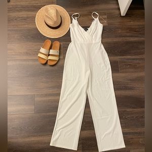 White jumpsuit Francesca’s NWT size small